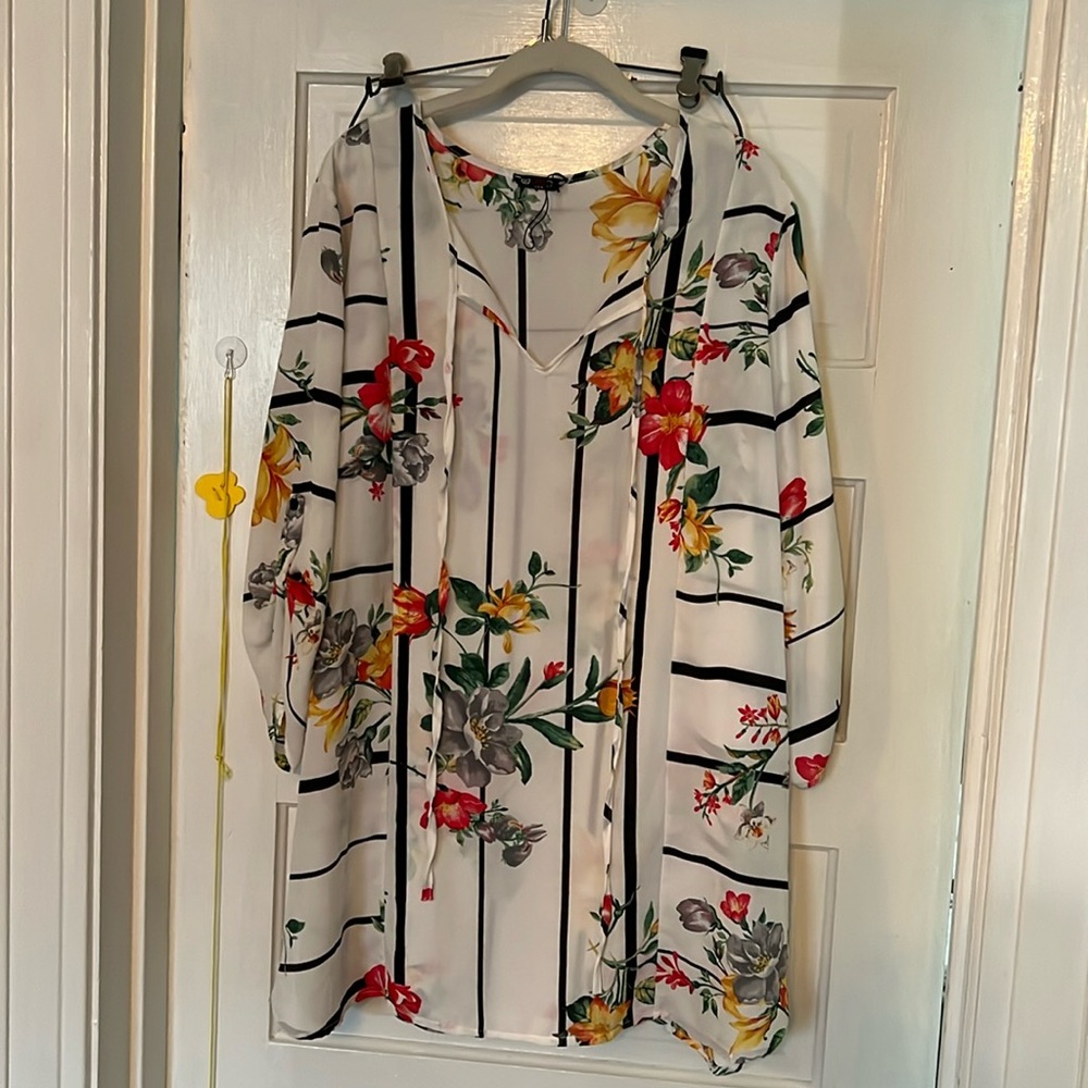 Floral tunic- 1X/2X